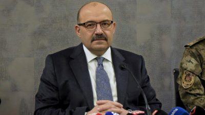 Balıkesir Valisi İsmail Ustaoğlu, 10 Ocak İdareciler Günü dolayısıyla yayımladığı