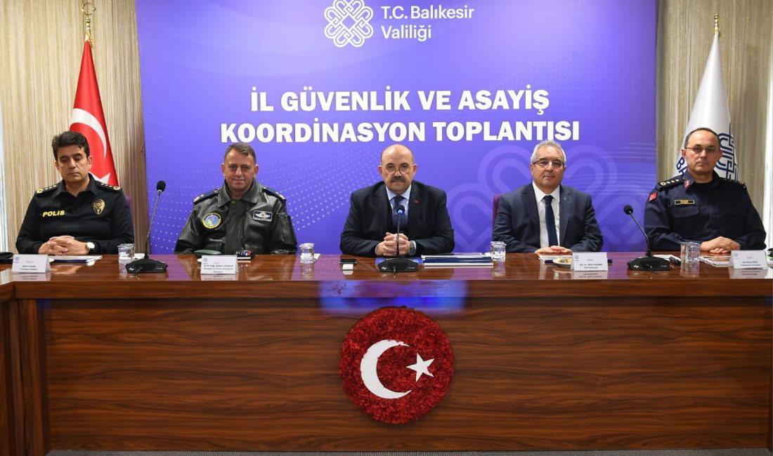 Balıkesir’de asayişte düşüş, operasyonlarda artış Balıkesir Valisi İsmail Ustaoğlu, 2025 yılı asayiş ve güvenlik verilerini