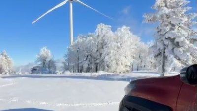 Susurluk’ta bulunan bin 300 metre yüksekliğine sahip Çataldağ’da çekilen görüntüler