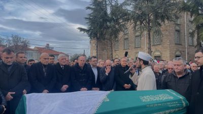 Bandırma’da tedavi gördüğü hastanede hayatını kaybeden İkbal Çömez, Paşaçiftlik Mahallesi