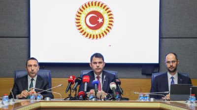 Çevre, Şehircilik ve İklim Değişikliği Bakanı Murat Kurum, muhalefetin ‘deprem