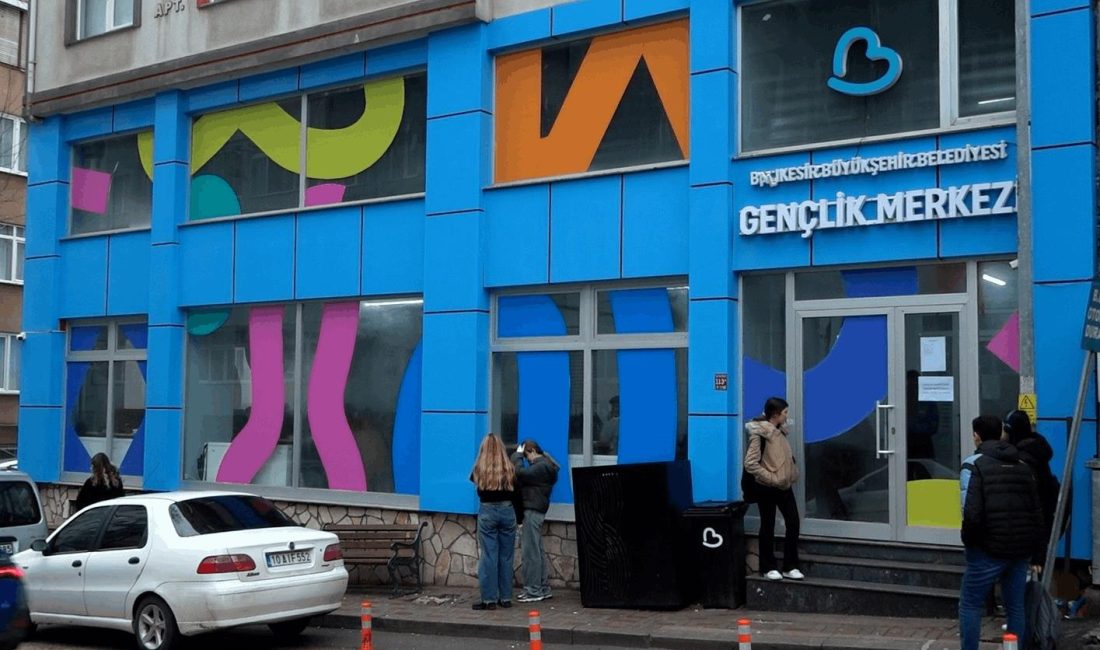 Bandırma Gençlik Merkezi Binası için ihale süreci başlıyor Bandırma Paşabayır Mahallesi’nde yer alan BBB Bandırma Gençlik Merkezi binasının