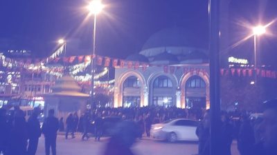 Bandırma İlçe Müftülüğü’nün düzenlediği programla Bandırmalı umreciler, din görevlileri eşliğinde
