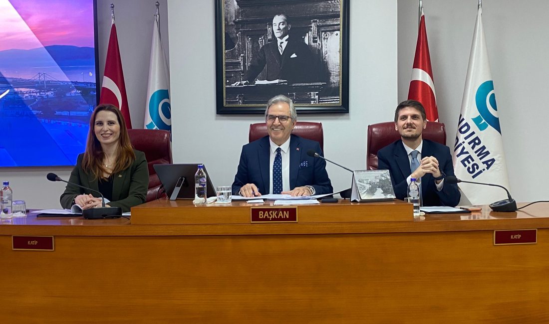 Başkan Mirza’dan 6 Şubat Depremleri Mesajı Bandırma Belediye Başkanı Dursun Mirza, meclis toplantısında 6 Şubat depremlerine