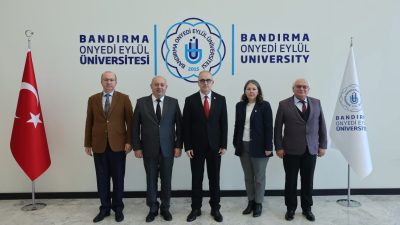 Gönen Belediye Başkanı İbrahim Palaz, BANÜ Rektörü Prof. Dr. İsmail