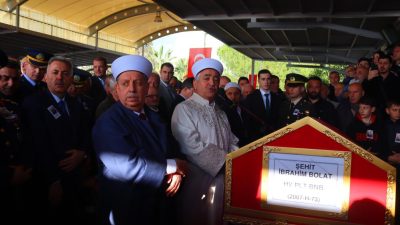 Balıkesir’de eğitim uçuşu sırasında kaza kırıma uğrayan F-16 savaş uçağında