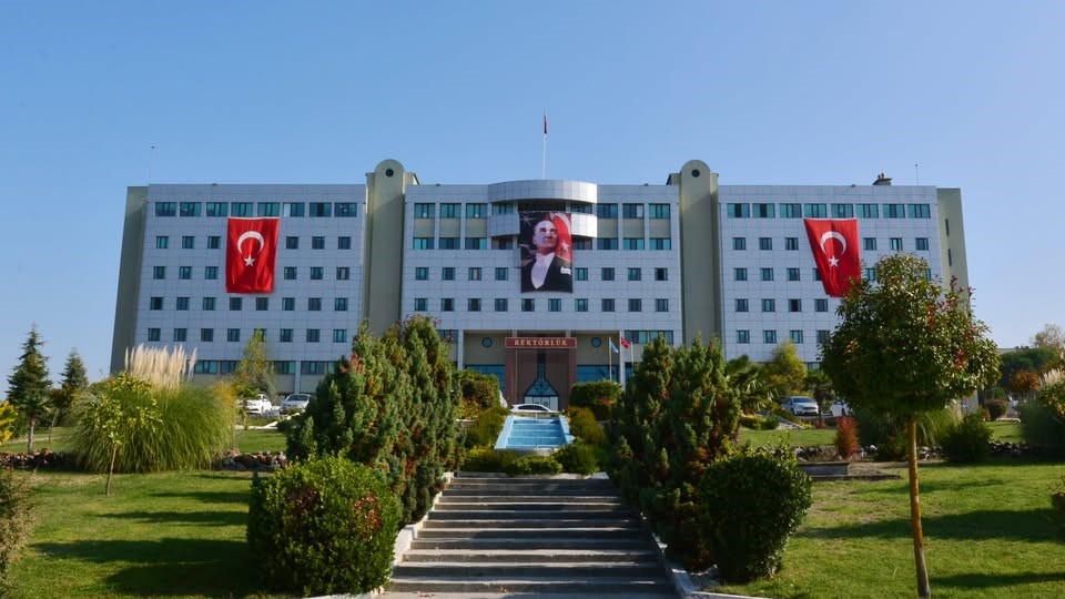 Susurluk MYO Balıkesir Üniversitesine katıldı Bandırma Onyedi Eylül Üniversitesine bağlı Susurluk Tarım ve Orman Meslek
