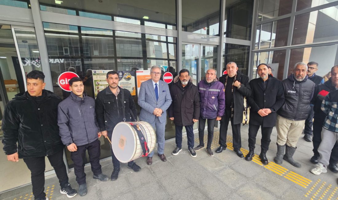 Bandırma Belediyesi, Ramazan ayında görev yapacak davulculara resimli görev kartlarını