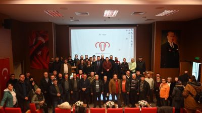 Koyunculuk Araştırma Enstitüsü Müdürlüğü ev sahipliğinde düzenlenen “Yetiştirici Eğitim Toplantısı”nda
