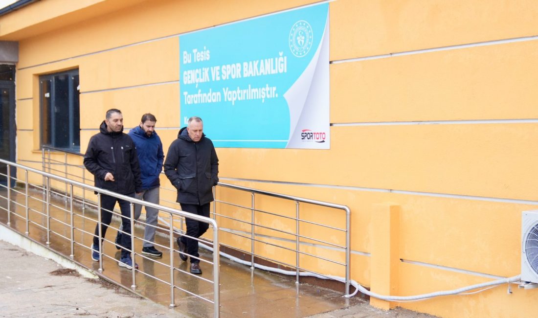 Müdür Özalp’tan Bandırma’da tesis incelemesi Balıkesir Gençlik ve Spor İl Müdürü Adem Özalp, Bandırma’da yapımı