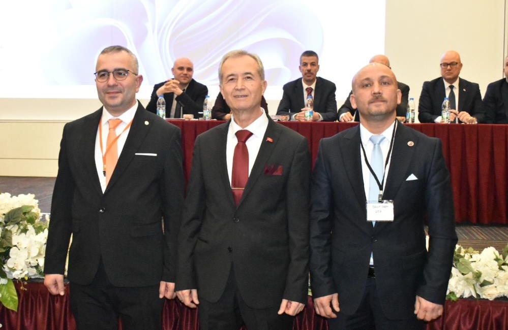 Bakkallarda 29 yıl sonra değişim Balıkesir Bakkallar ve Bayiler Esnaf Odası’nın, olağan genel kurulu yapıldı.