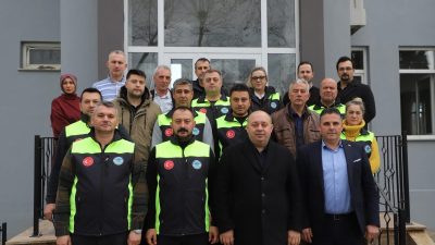Gönen Belediye Başkanı İbrahim Palaz, Fen İşleri Müdürlüğü personeliyle toplantı