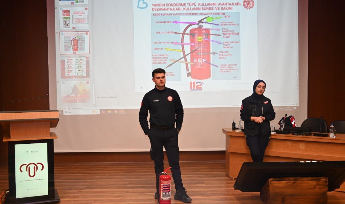 Bandırma Koyunculuk Enstitüsü’nde Uygulamalı Yangın Tatbikatı Bandırma Koyunculuk Araştırma Enstitüsü’nde Bandırma İtfaiye Grup Amirliği eşliğinde uygulamalı