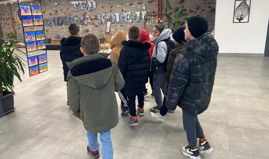Bandırma’da çocuklara ara tatilde havuz etkinliği Bandırma Çocuk Evleri Sitesi Müdürlüğünde, ara yıl tatili kapsamında çocukların