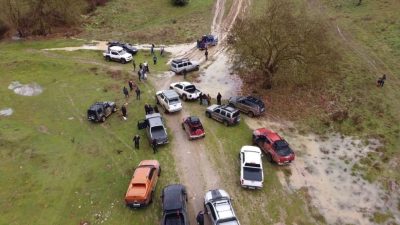 Balıkesir’de bir araya gelen off-raod tutkunları adrenalin dolu sefer ile