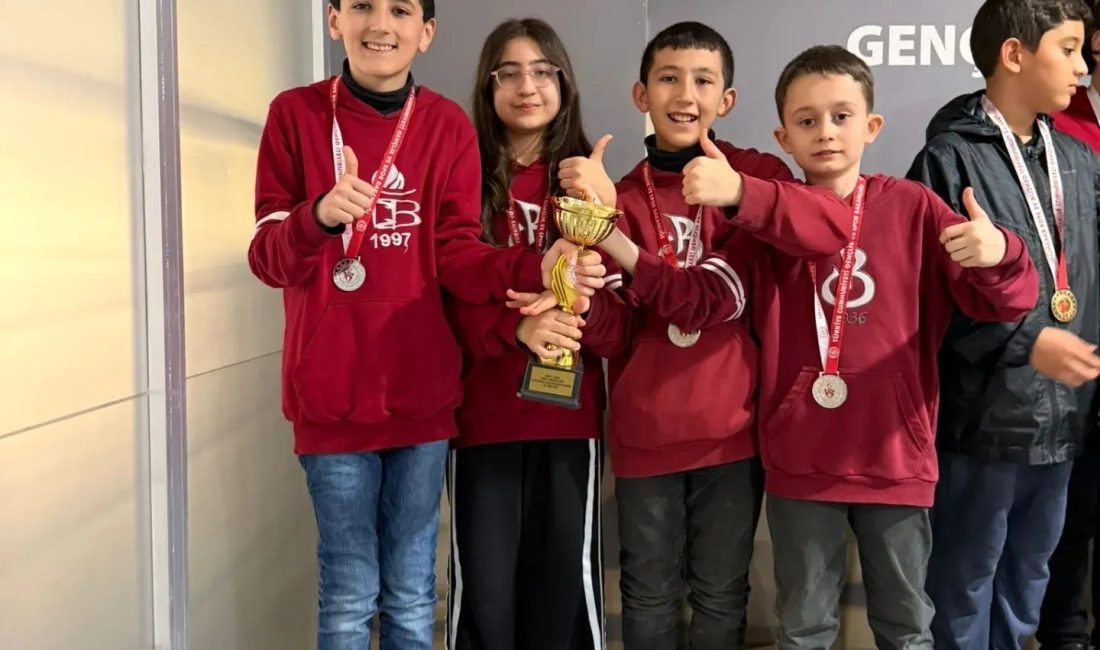 Bandırma Ortaokulu’ndan Satrançta gururlandıran başarı Balıkesir’de düzenlenen Ortaokullar Arası Okul Sporları Satranç Turnuvası’nda Bandırma Ortaokulu
