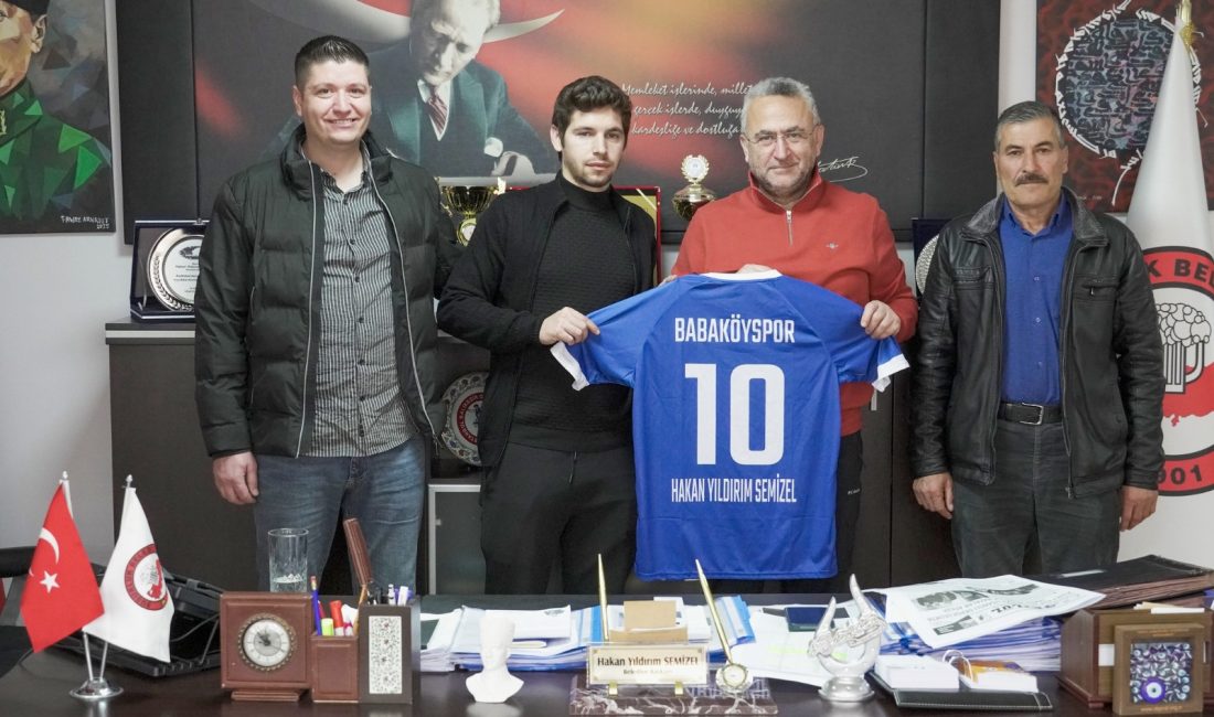 Babaköyspor’dan Başkan Semizel’e ziyaret Babaköyspor Kulüp Yönetimi, Susurluk Belediye Başkanı Hakan Yıldırım Semizel’i makamında