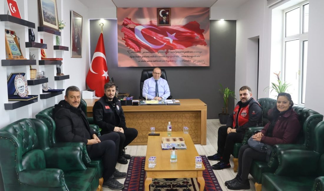 Susurluk’ta çeltik ekim süreci planlandı Susurluk Kaymakamlığı tarafından düzenlenen Çeltik Komisyonu Toplantısı’nda, çeltik ekim alanları