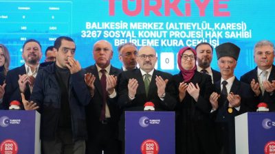 Balıkesir’de 77 bin kişinin başvurduğu TOKİ evlerinde kuralar çekildi. Şehir