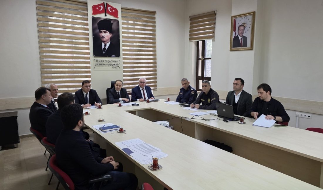 Bandırma’da ikinci dönem üniversite güvenliği masaya yatırıldı 2025-2026 akademik yılının ikinci dönemi öncesinde, üniversite öğrencilerinin huzurlu ve