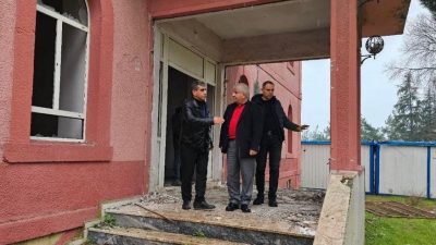 Balıkesir İl Millî Eğitim Müdürü Selehattin Kal ve beraberindeki heyet,
