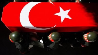 F-16 kazasında şehit olan Binbaşı İbrahim Bolat için Balıkesir’de tören