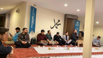 TÜGVA Bandırma Şubesi tarafından geleneksel olarak düzenlenen “Medine Sofrası” sahur