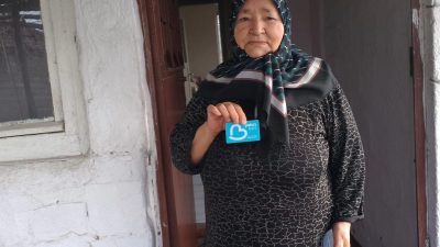 Manyas Belediye Başkanı Ahmet Duru, Yakın Kart başvurusu yapan vatandaşlarla