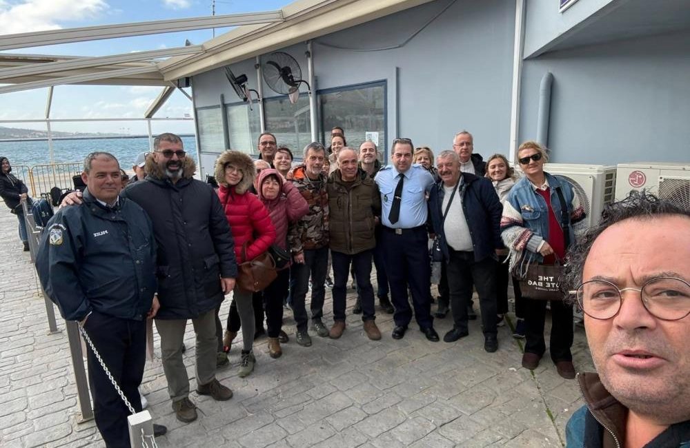 Yunanistan’ın Midilli Adası’na giden 50 kişilik kafile hava muhalefeti nedeniyle