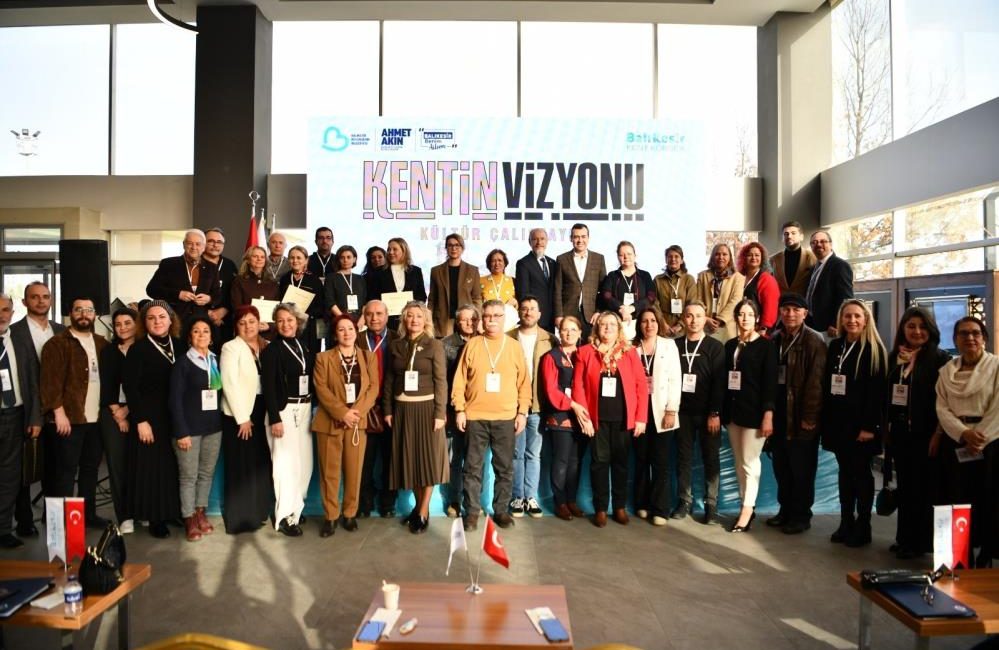 Balıkesir’de Kentin Vizyonu Kültür Çalıştayı gerçekleştirildi Balıkesir Büyükşehir Belediyesi ile Kent Konseyi iş birliğinde “Kentin Vizyonu