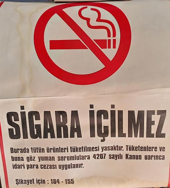 SİGARA İÇMEK SERBEST Mİ OLDU? İlk kez 2009 yılında yürürlüğe giren kapalı alanda sigara içme