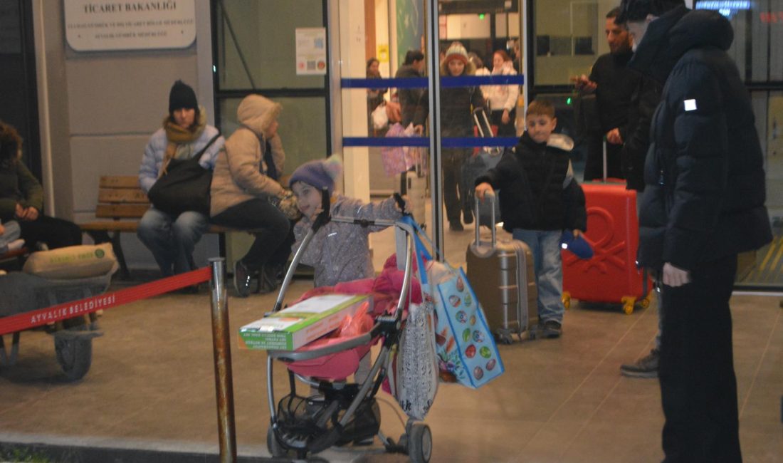 Midilli Adası’ndaki kriz çözüldü Ramazan Bayramı tatilini Yunanistan’ın Midilli Adası’nda geçiren Türk tatilciler, adada
