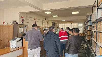 Standart dışı plakalara yönelik denetimlerin artırılması Bandırma’da hareketlilik yarattı. APP