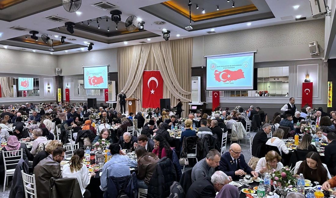 Bandırma’da Şehit Aileleri ve Gaziler Onuruna İftar Bandırma Kaymakamı Engin Aksakal, Ramazan ayı kapsamında şehit yakınları ve