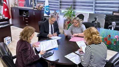 Bandırma Belediye Başkanı Dursun Mirza başkanlığında gerçekleştirilen encümen toplantısında gündemdeki