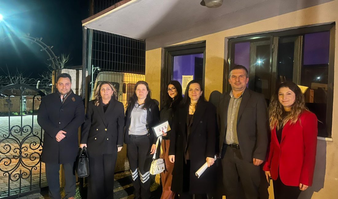 Bandırma Çocuk Evleri Sitesi’ne Gece Denetimi Balıkesir Aile ve Sosyal Hizmetler İl Müdürü Emine Böçkün ve