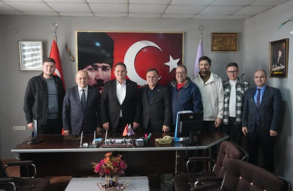 Edremit Ticaret Odası’ndan Havran Sebze Ve Meyveciler Esnaf Odası’na ziyaret Edremit Ticaret Odası heyeti, Havran Sebze ve Meyveciler Esnaf Odası