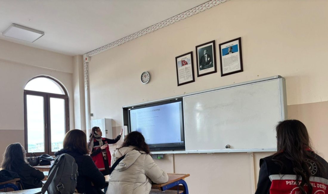 Bandırma Sosyal Hizmet Merkezi’nde, Şehit Mehmet Günenç Anadolu Lisesi velilerine