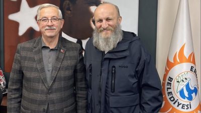 Türk tiyatro ve sinema oyuncusu Çetin Altay, Erdek Belediye Başkanı