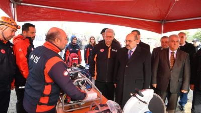 Karesi’de bulunan İstanbulluoğlu Sosyal Bilimler Lisesi ev sahipliğinde, 1-7 Mart
