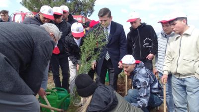 Dünya Ormancılık Günü ve Ormancılık Haftası kapsamında düzenlenen etkinlikte, ilçe