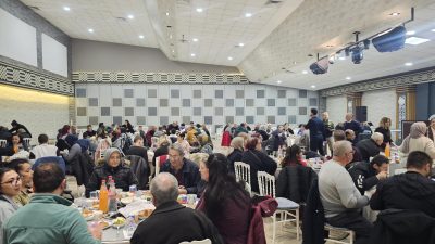 Bandırma Kurtuluş Düğün Salonu’nda düzenlenen iftar programında Bandırma’daki 5 engelli