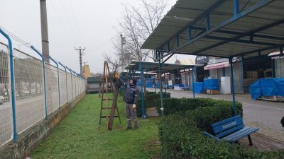 Gönen’de yağmur suyu hattı, parke taş onarımı, çevre düzeni ve