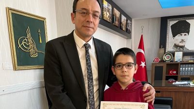 Bandırma Şehit Süleyman Bey Ortaokulu öğrencisi Kerem Büyükdikmen, “Korkma Gençliğin