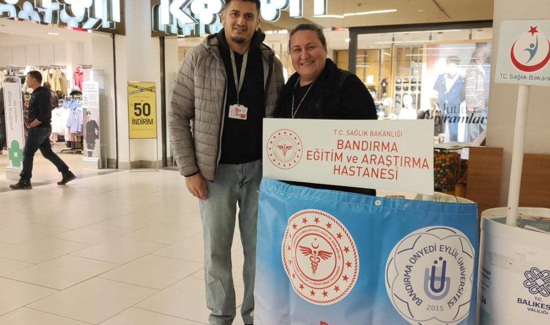 Bandırma’da Organ Bağışı İçin Farkındalık Çalışması Liman AVM’de kurulan stantta vatandaşlara organ ve doku bağışı hakkında