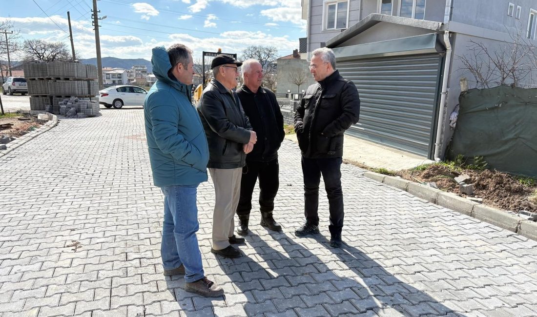 Susurluk’ta Mahalle Yollarında Düzenleme Susurluk Belediyesi tarafından Karşıyaka Mahallesi Gediz ve Demet sokaklarda parke