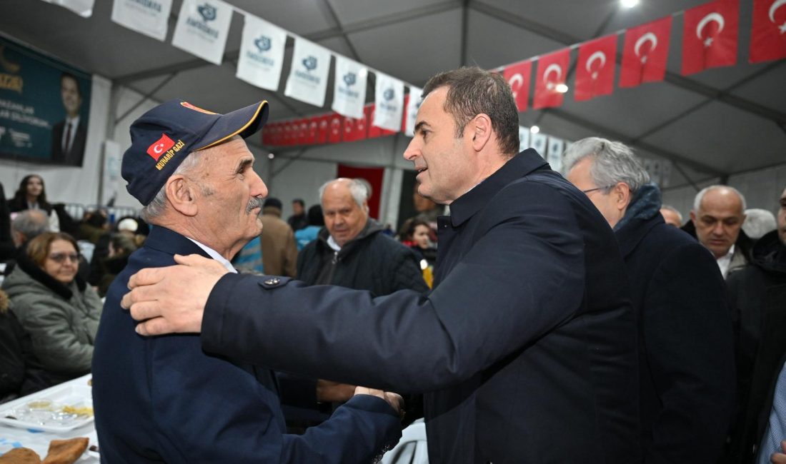 Başkan Ahmet Akın iftarını Bandırmalılar ile yaptı Balıkesir Büyükşehir Belediye Başkanı Ahmet Akın, Ramazan buluşmaları kapsamında Bandırma