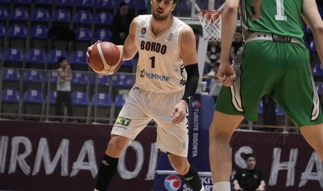 Bandırma Bordo Basketbol 29. haftayı galibiyetle kapattı Bandırma’da oynanan karşılaşmada Bandırma Bordo Basketbol, Darüşşafaka Lassa karşısında baştan