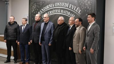 Bandırma Onyedi Eylül Üniversitesi tarafından düzenlenen iftar programında Rektör İsmail