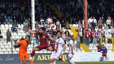 Özbeyli Bandırmaspor-Amed Sportif Faaliyetler: 2-0 STAT: 17 Eylül HAKEMLER: Ozan